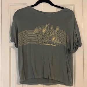 Hawaii graphic tshirt